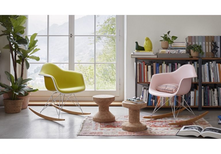 eames-plastic-armchair-rar-padded-vitra