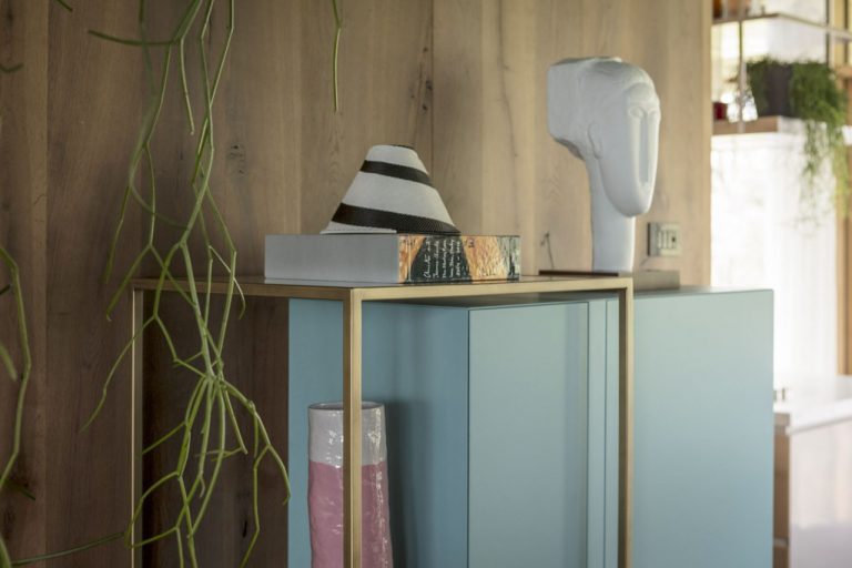 mogg_storage_zoom_17-1280x853