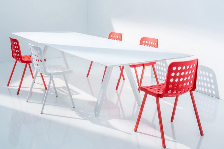 arki-table-200-rectangular-dining-table-white-colour-matched-with-koi-booki-370-chairs