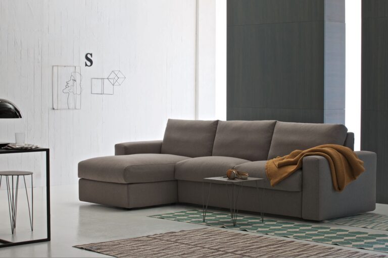togo with chaise