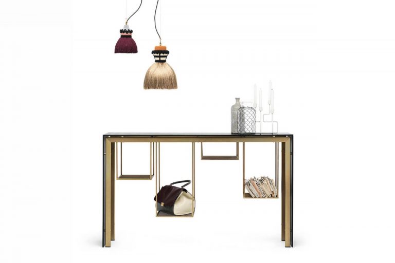 mogg_table_tokyo_1-640x640