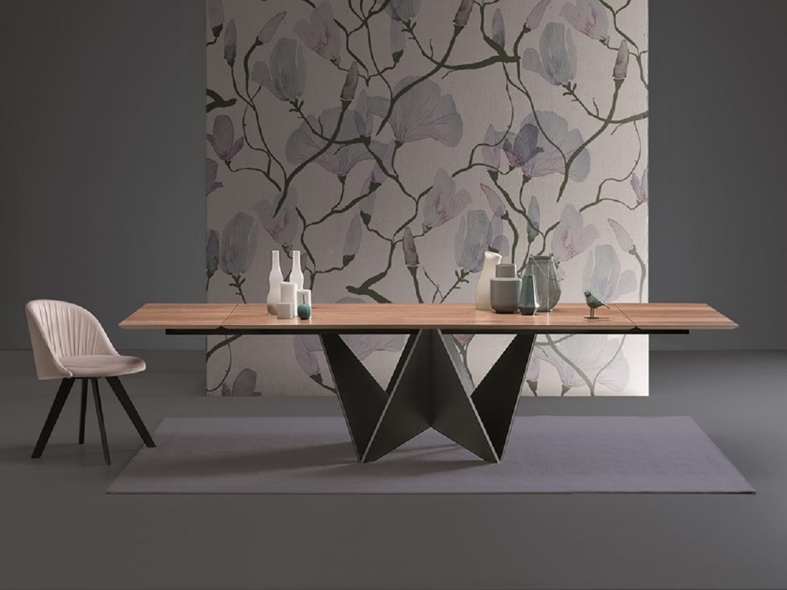 שולחנות אוכל מעוצבים