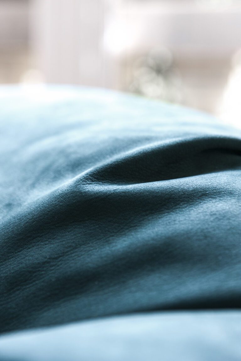 mogg_seats_closer_7