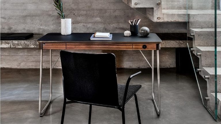 desk2