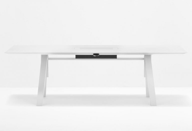 arki-table-adj-still-01