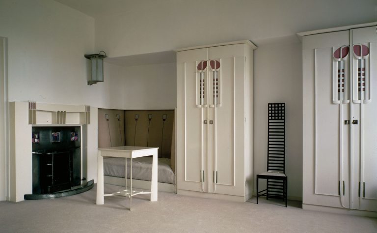 Hill-House-Helensburgh-Scotland-Charles-Rennie-Mackintosh-1902