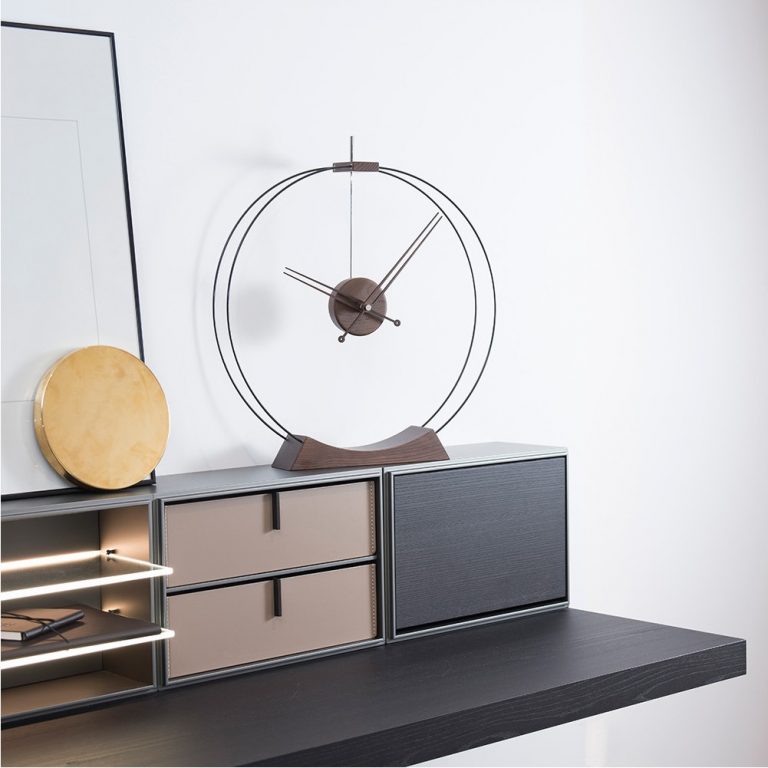 aire-nomon-table-clock (2)