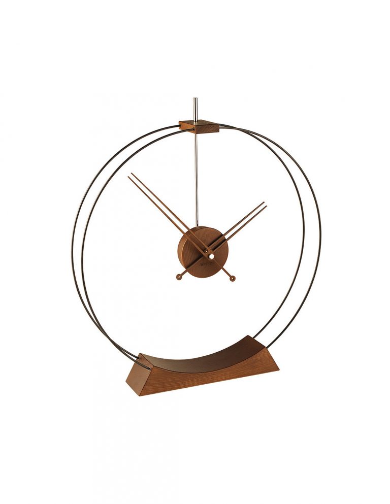 aire-nomon-table-clock
