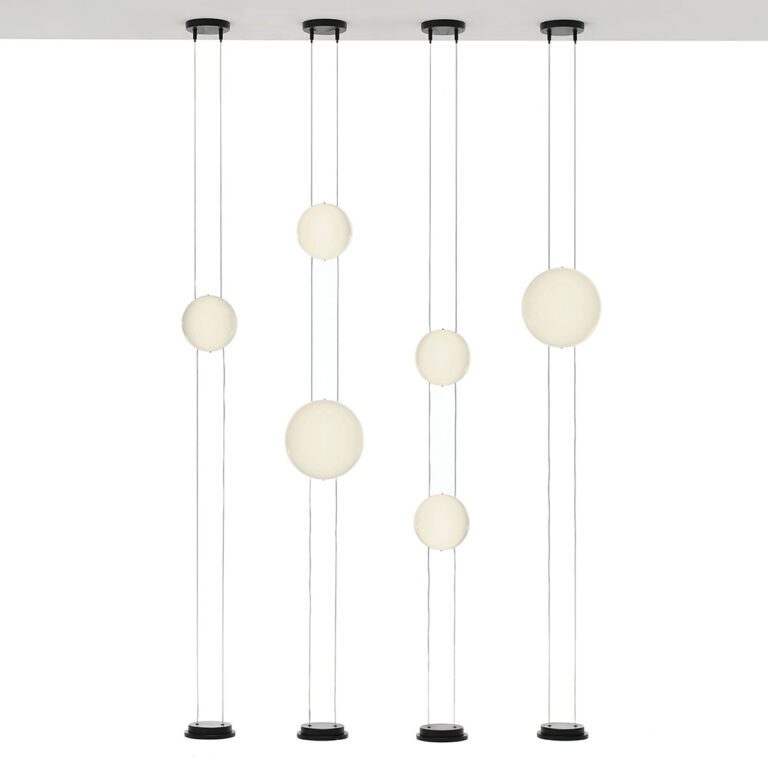mogg_lamp_orbit_01