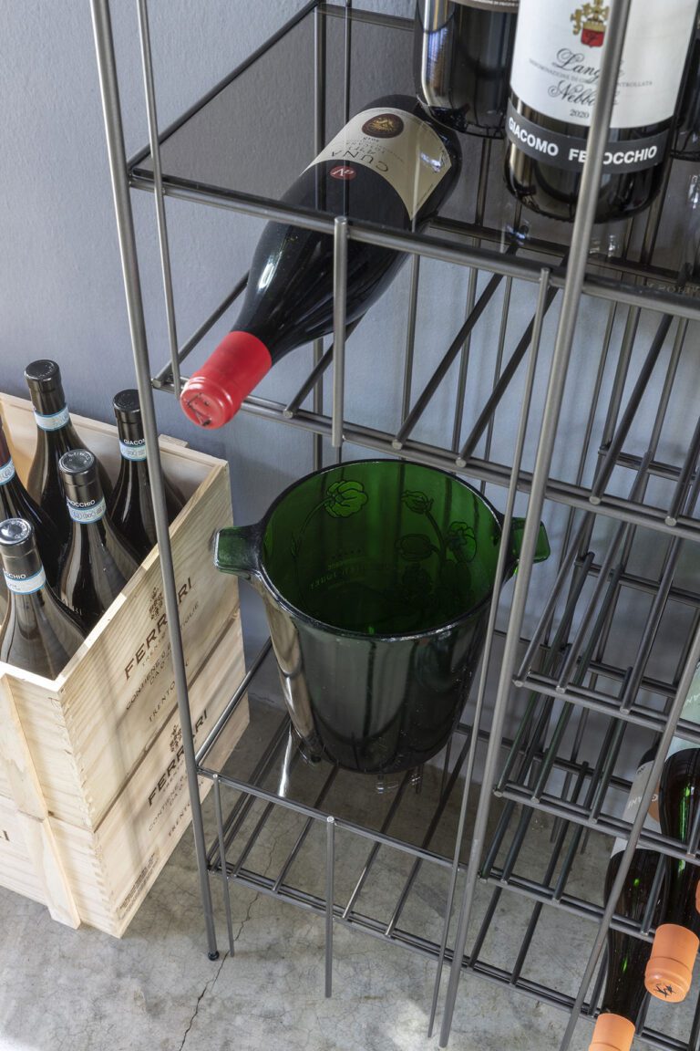 mogg_storage_units_METRICA_WINE_07